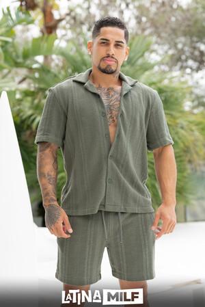 Original 2565 px/ 3840 px