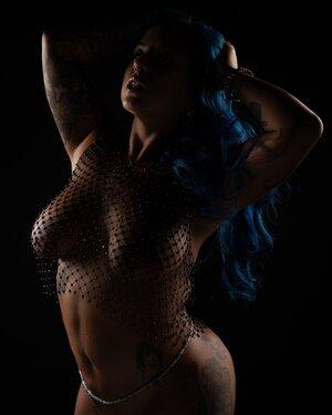 Original 1638 px/ 2048 px