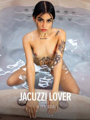 #Watch4Beauty Jacuzzi Sofia Lover