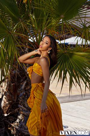 Original 2000 px/ 3000 px