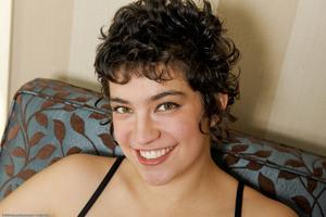 Original 1600 px/ 1064 px