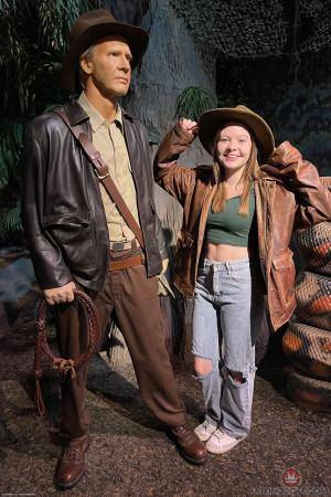 Original 2000 px/ 3000 px