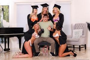 Original 1920 px/ 1281 px