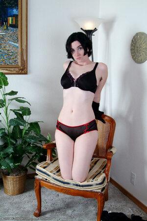 Original 683 px/ 1024 px