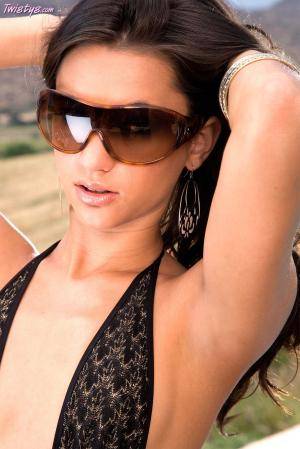 Original 1067 px/ 1600 px