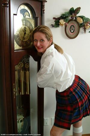 Original 682 px/ 1024 px