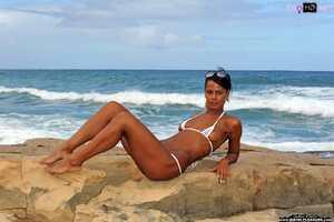 Original 3000 px/ 1996 px