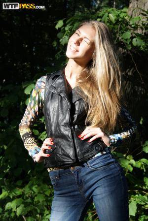 Original 1067 px/ 1600 px