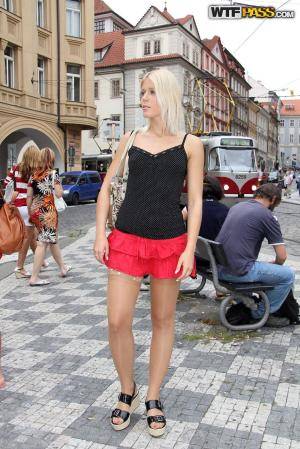 Original 854 px/ 1280 px