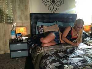 Original 2217 px/ 1663 px