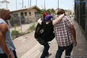 Original 1600 px/ 1067 px