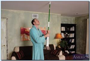 Original 850 px/ 572 px