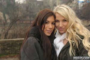 Original 1280 px/ 853 px