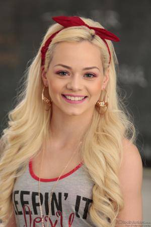 Original 1280 px/ 1920 px