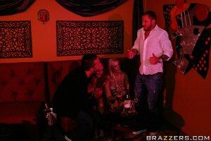 Original 900 px/ 600 px