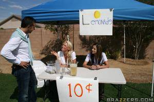 Original 900 px/ 600 px