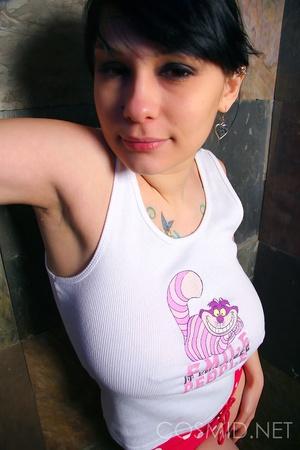 Original 1067 px/ 1600 px