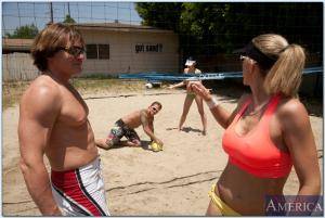 Original 850 px/ 571 px