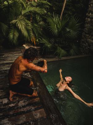 Original 1200 px/ 1600 px