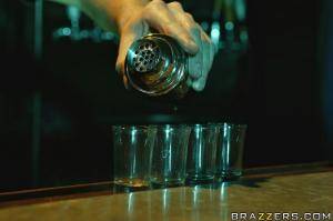 Original 900 px/ 599 px