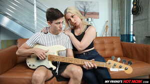 Original 2500 px/ 1406 px