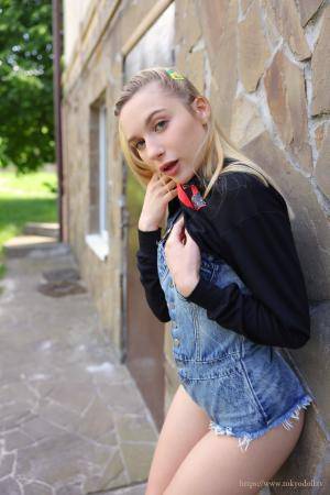 Original 2400 px/ 3600 px