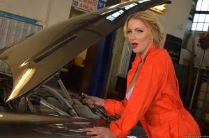 Original 2499 px/ 1663 px