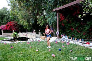 Original 1619 px/ 1080 px