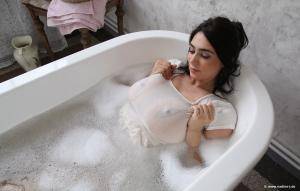 Original 1600 px/ 1022 px