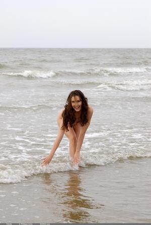 Original 1338 px/ 1999 px