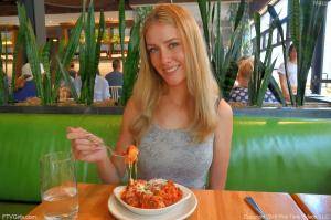 Original 1280 px/ 852 px