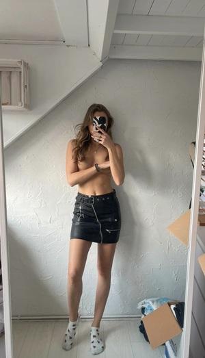 Original 1440 px/ 2511 px