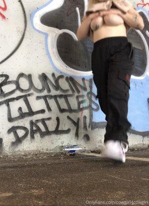 Original 746 px/ 1026 px