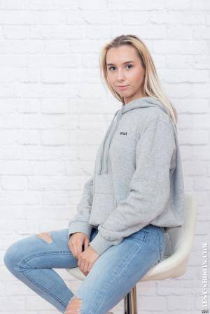 Original 854 px/ 1280 px