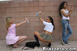 Original 600 px/ 400 px