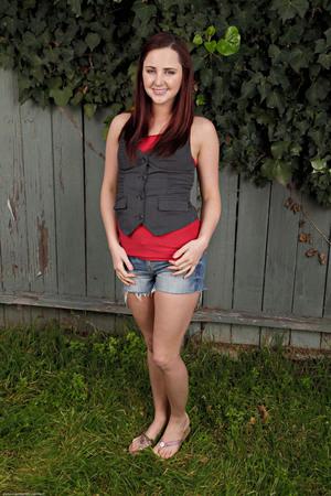 #ATKPetites Hope Howell (hop004) Set 274615