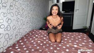 Original 3265 px/ 1837 px