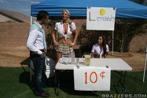 Original 900 px/ 600 px