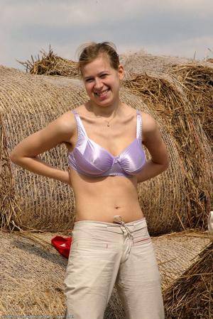 Original 682 px/ 1024 px