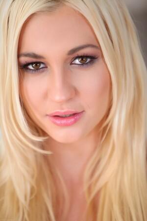 Original 3744 px/ 5616 px