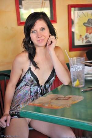 Original 1064 px/ 1600 px