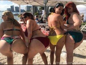 Original 749 px/ 569 px