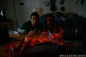 Original 900 px/ 600 px