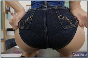 Original 850 px/ 571 px