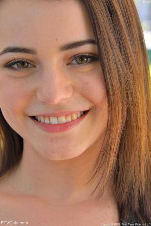 Original 852 px/ 1280 px