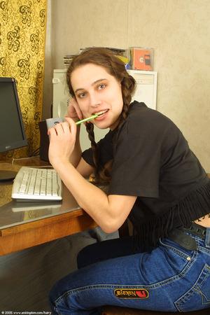 Original 682 px/ 1024 px