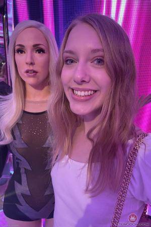 Original 2000 px/ 3000 px