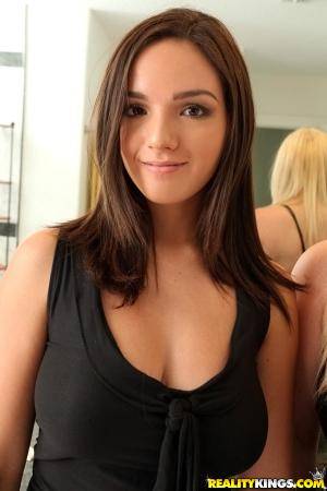 RealityKings Stevie Knicks, Shae Summers - Lady Lovers 525 Photos - 900px Nov 26, 2014