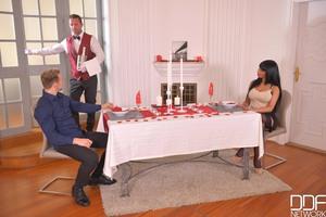 Original 4000 px/ 2670 px