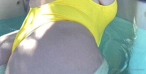 Original 1081 px/ 555 px